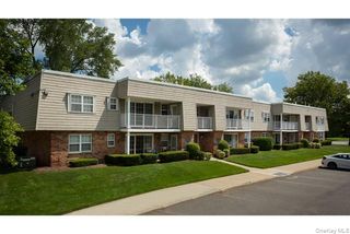 165 Westwood Drive 180, Westbury, NY 11590