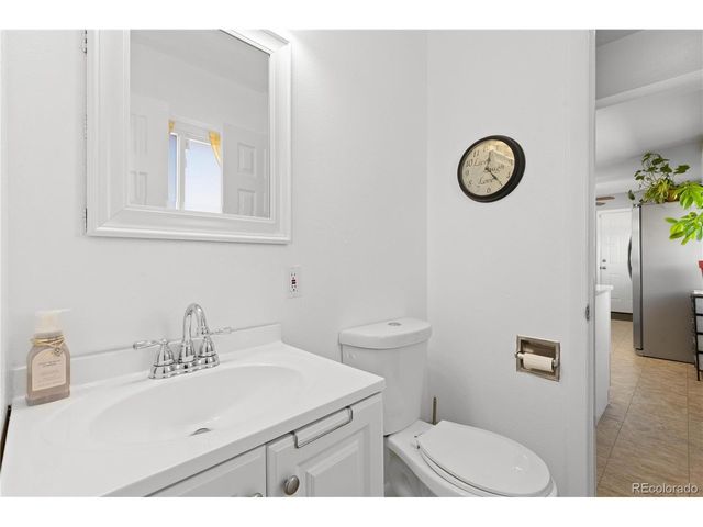 5095 S Osceola St, Littleton, CO 80123