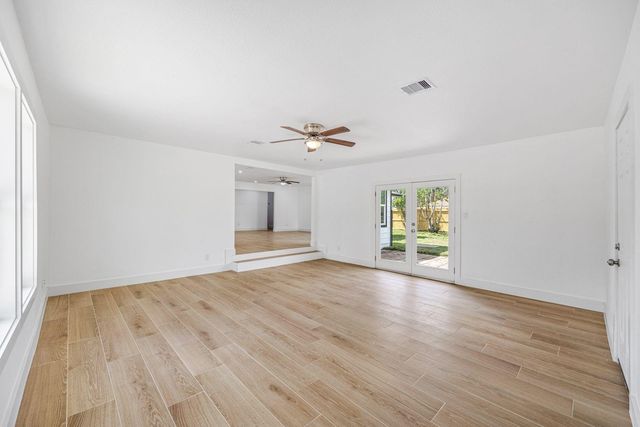 1214 Main Street, Alvin, TX 77511