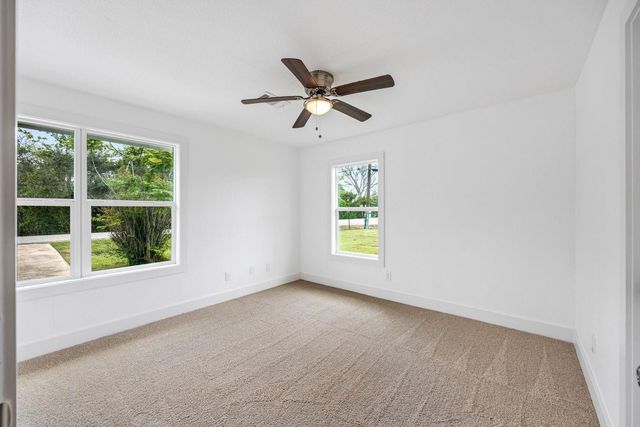 1214 Main Street, Alvin, TX 77511