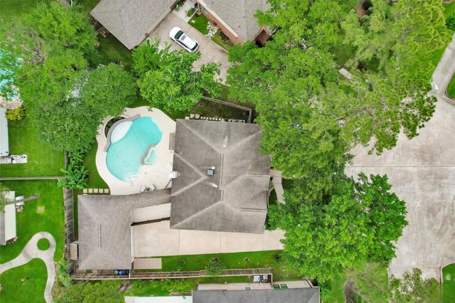 6010 Charrington Drive, Spring, TX 77389