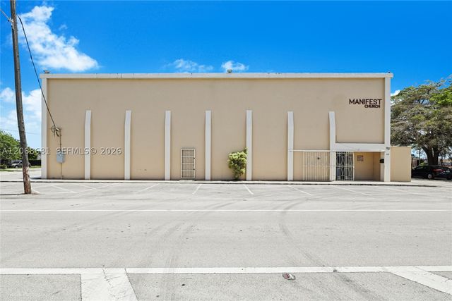 680 Superior St, Opa Locka, FL 33054