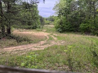 9550 Rocky Point Rd, Cookeville, TN 38506