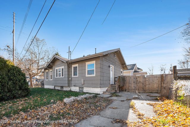 1919 N East Street, Lansing, MI 48906