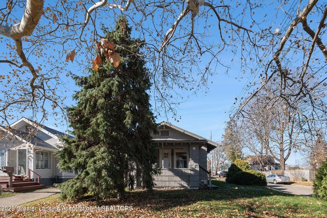 1919 N East Street, Lansing, MI 48906