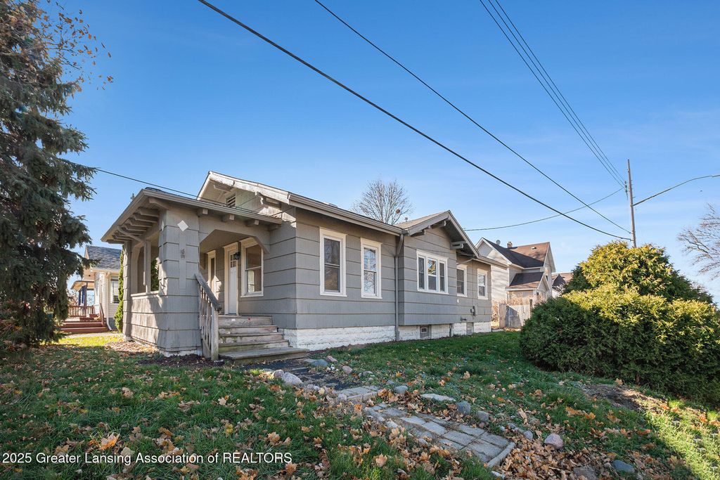 1919 N East Street, Lansing, MI 48906