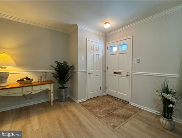 1105 YARDLEY CMNS, Yardley, PA 19067