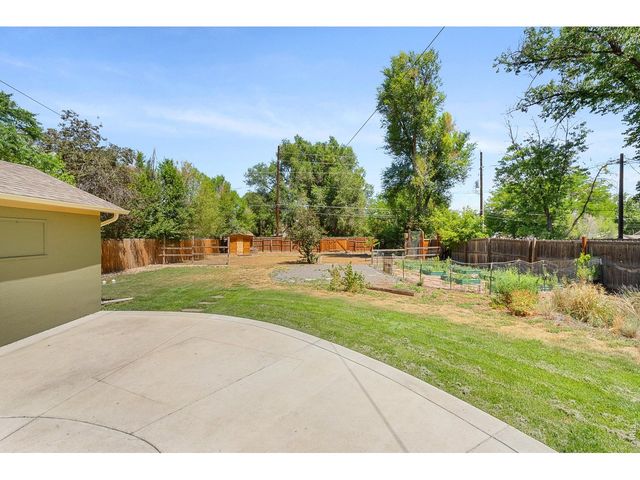 1423 11th St, Greeley, CO 80631