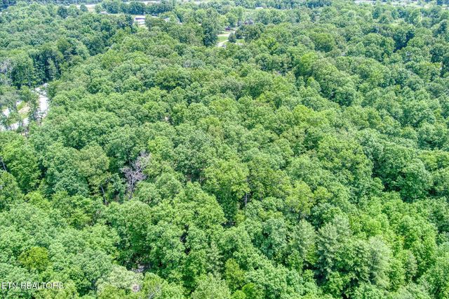 169 Woods Hollow Lane, Crossville, TN 38571