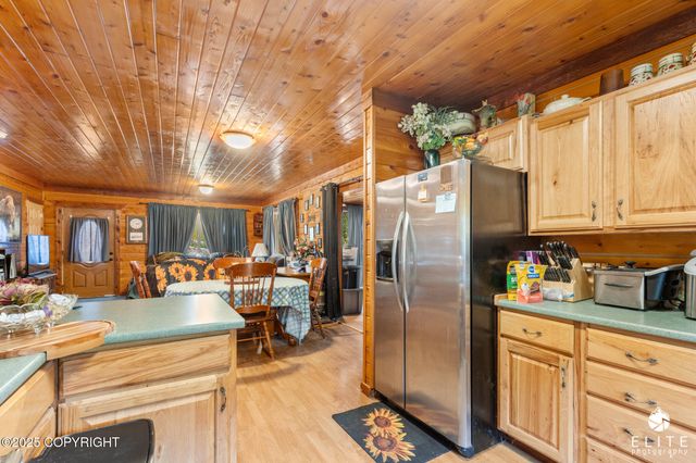 20297 W Lakes Boulevard, Big Lake, AK 99652