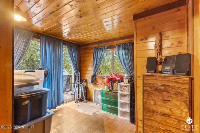 20297 W Lakes Boulevard, Big Lake, AK 99652