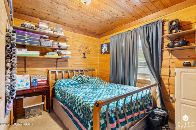 20297 W Lakes Boulevard, Big Lake, AK 99652