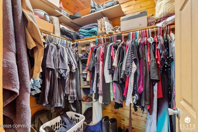 20297 W Lakes Boulevard, Big Lake, AK 99652