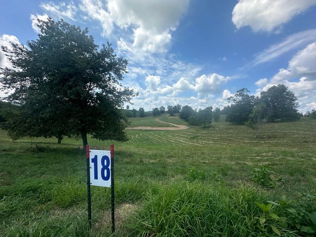 Tract 18 Pittsburg Landing Road, London, KY 40741