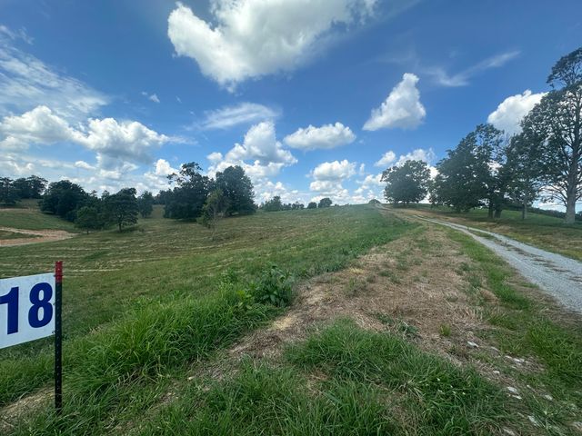 Tract 18 Pittsburg Landing Road, London, KY 40741