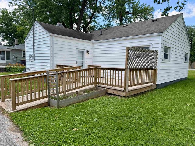 7401 Bluffton Road, Fort Wayne, IN 46809