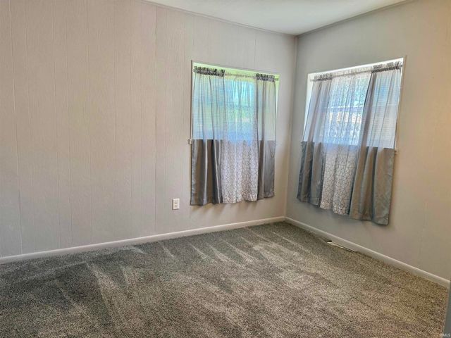 7401 Bluffton Road, Fort Wayne, IN 46809