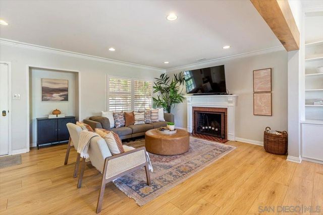 3544 Gardenia, Long Beach, CA 90807