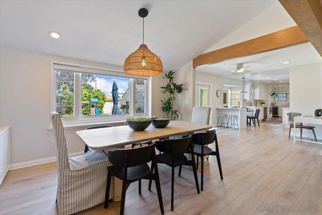 3544 Gardenia, Long Beach, CA 90807