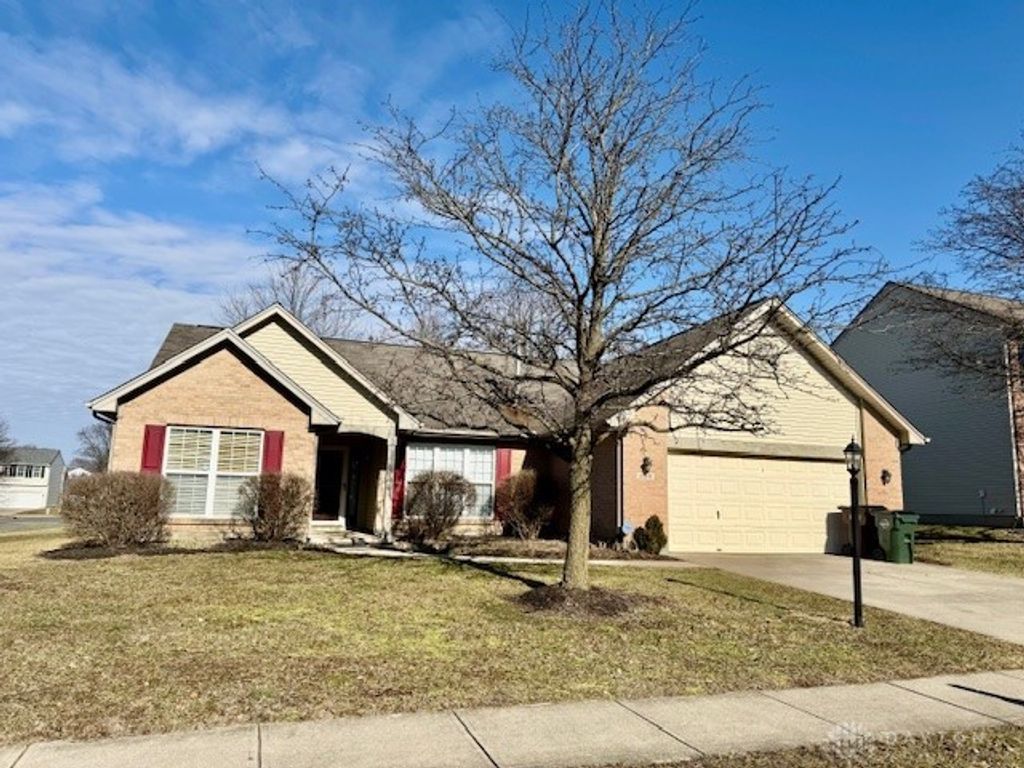1105 Windsong Trail, Fairborn, OH 45324