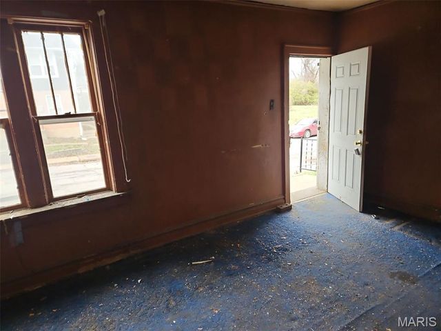 1820 James A Harvey Lane, Wellston, MO 63133