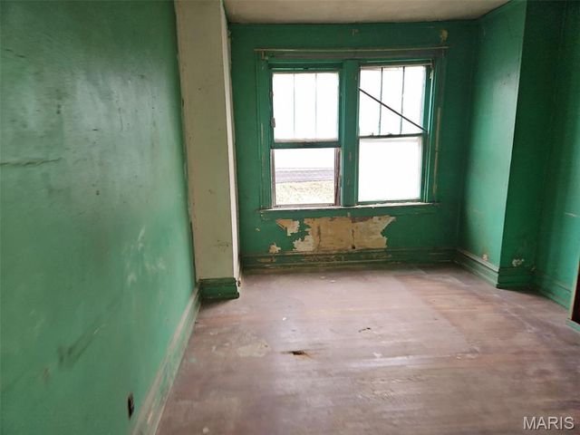 1820 James A Harvey Lane, Wellston, MO 63133