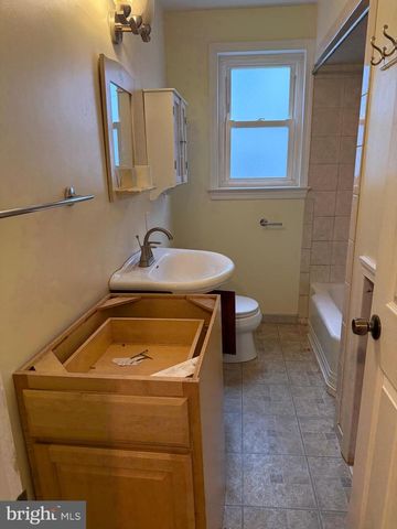 1010 CRAWFORD DR, Rockville, MD 20851