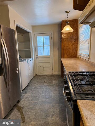 1010 CRAWFORD DR, Rockville, MD 20851