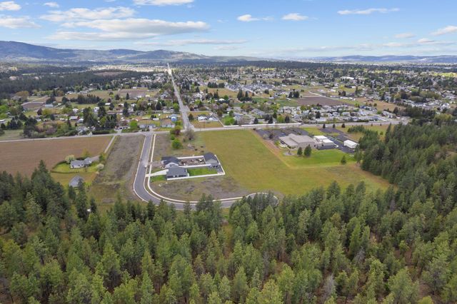 15628 E 33rd Ct, Spokane Valley, WA 99037