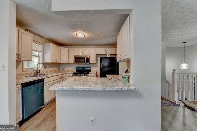 4286 Village Square Lane, Stone Mountain, GA 30083