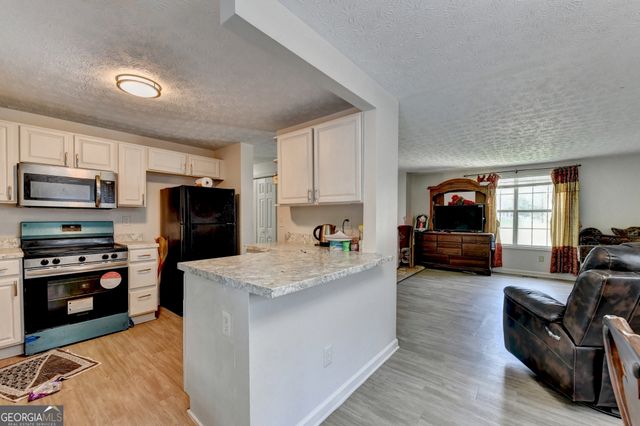 4286 Village Square Lane, Stone Mountain, GA 30083