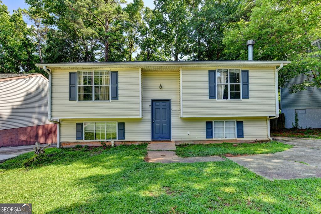 4286 Village Square Lane, Stone Mountain, GA 30083