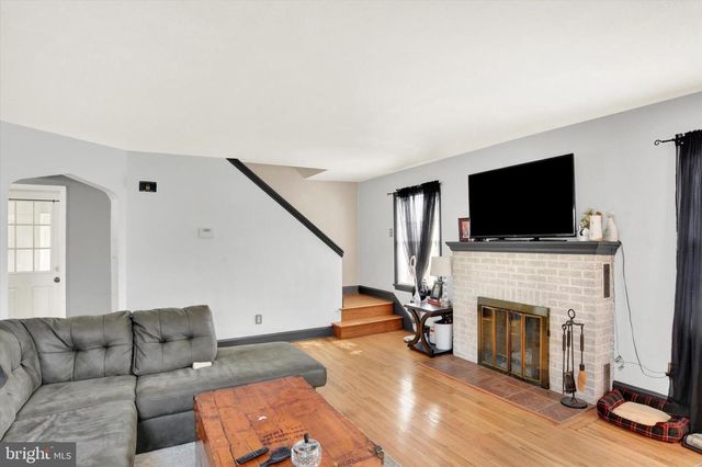 506 HOGESTOWN ROAD, Mechanicsburg, PA 17050