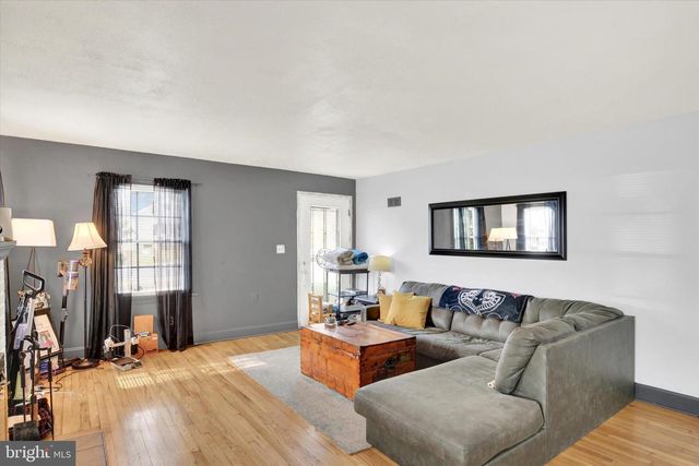 506 HOGESTOWN ROAD, Mechanicsburg, PA 17050