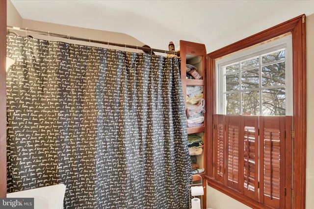 506 HOGESTOWN ROAD, Mechanicsburg, PA 17050