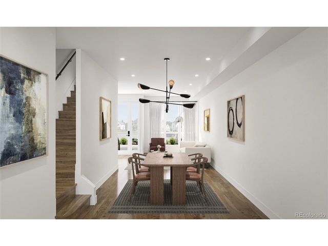 812 Dahlia St, Denver, CO 80220