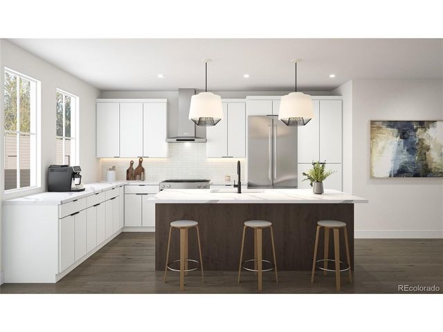 812 Dahlia St, Denver, CO 80220