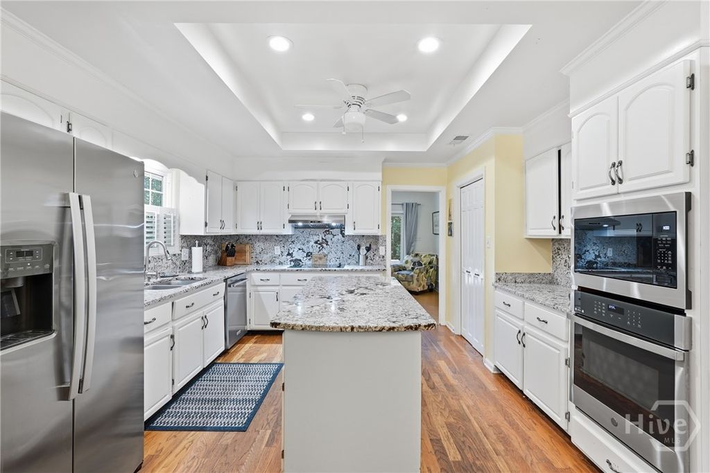 Image 17 of property listing at 1 Waterford Lane, Savannah, GA 31411