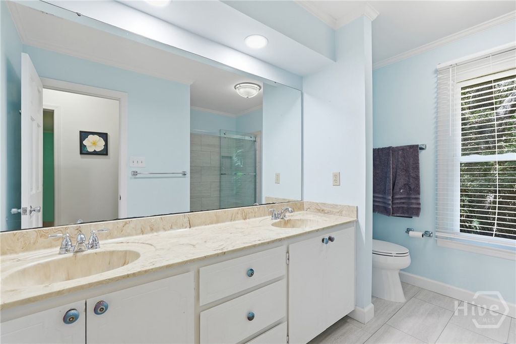 Image 29 of property listing at 1 Waterford Lane, Savannah, GA 31411