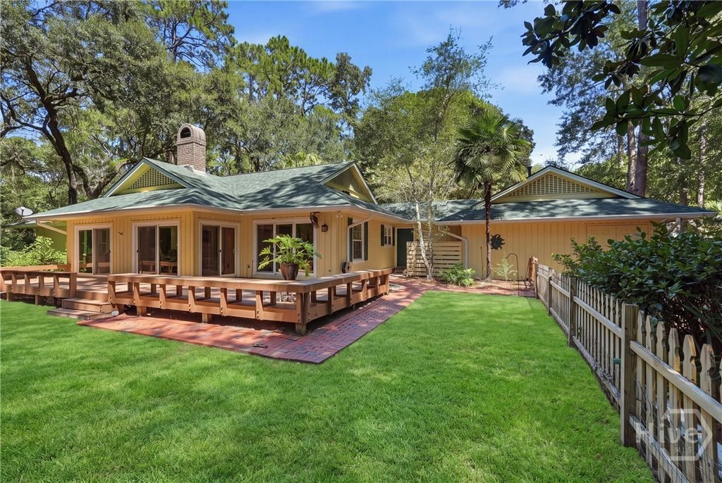 Image 35 of property listing at 1 Waterford Lane, Savannah, GA 31411