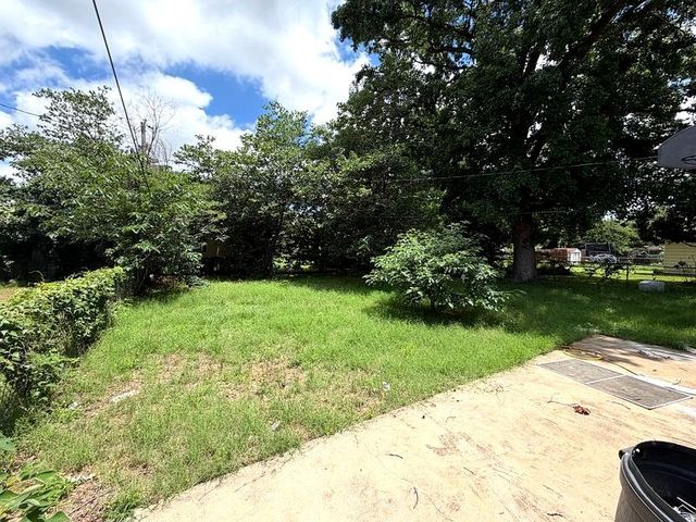780 Betty Lane, Hurst, TX 76053