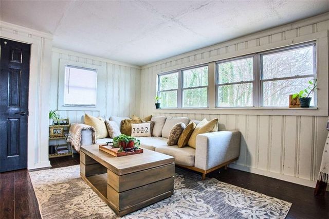 1037 S Madison S Avenue, Monroe, GA 30655