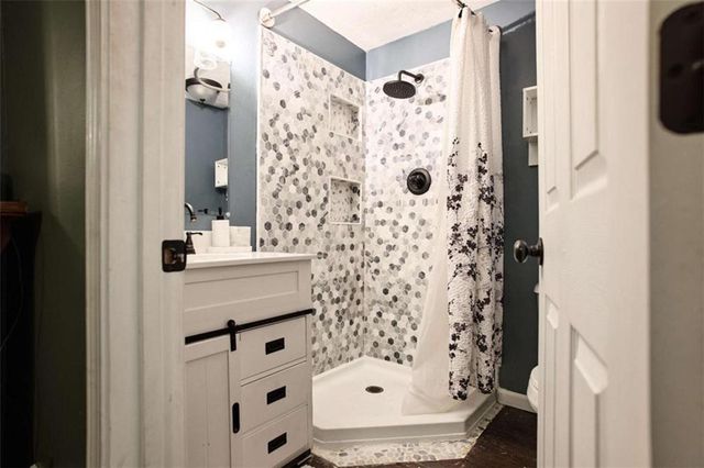 1037 S Madison S Avenue, Monroe, GA 30655