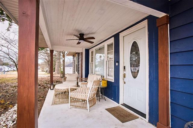 1037 S Madison S Avenue, Monroe, GA 30655