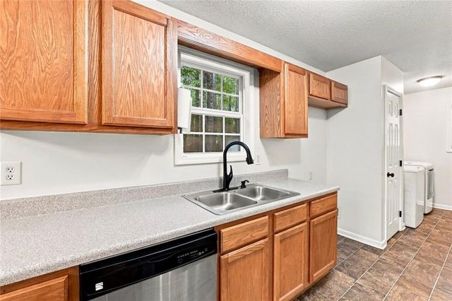 77 Old Brock Road, Rockmart, GA 30153