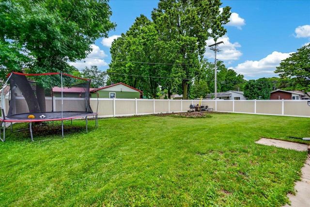 1813 Prairie Road, Madison, WI 53711