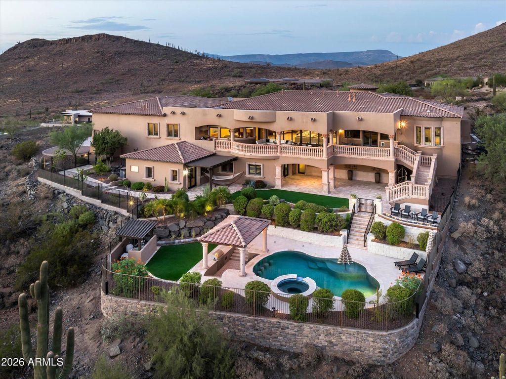 2433 W PRAIANO Way, Phoenix, AZ 85086 — exterior
