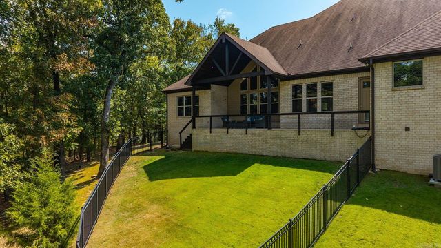 100 Eagle Pass Cove, Little Rock, AR 72211