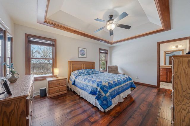 N1829 MEDINA DRIVE, Greenville, WI 54942