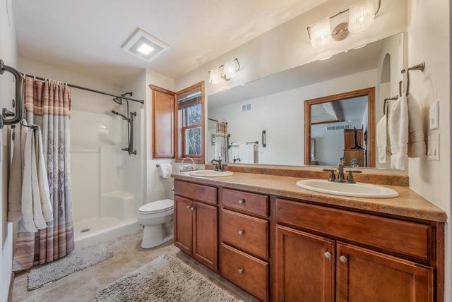 N1829 MEDINA DRIVE, Greenville, WI 54942